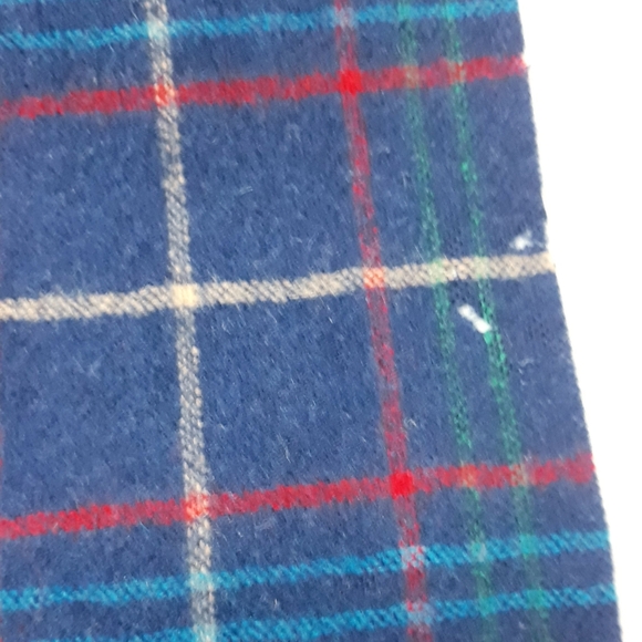 Vintage 80's Pendleton 100% Pure Virgin Wool Navy and Red Plaid Scarf Unisex - Picture 6 of 7